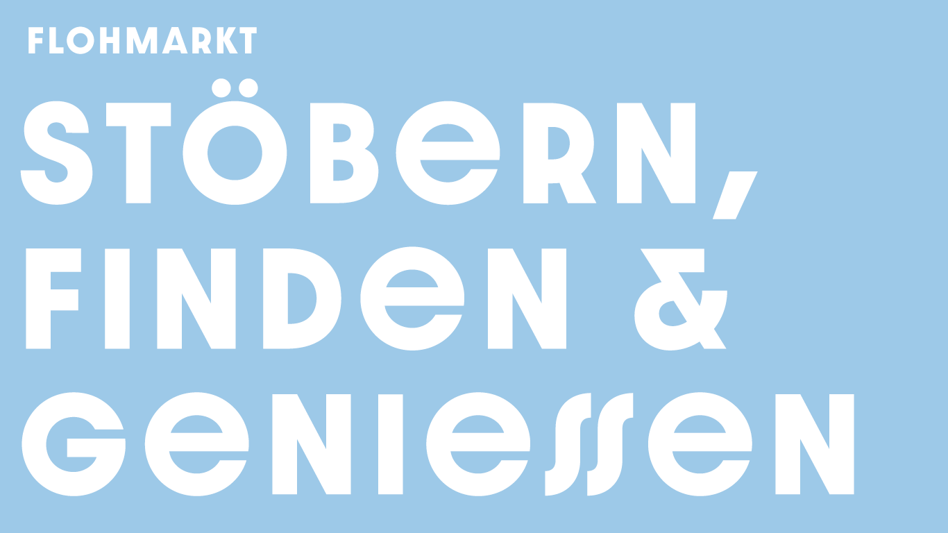 Besucher stöbern beim Flohmarkt im Erlebniszentrum Naturgewalten List auf Sylt zwischen bunten Ständen im Foyer.